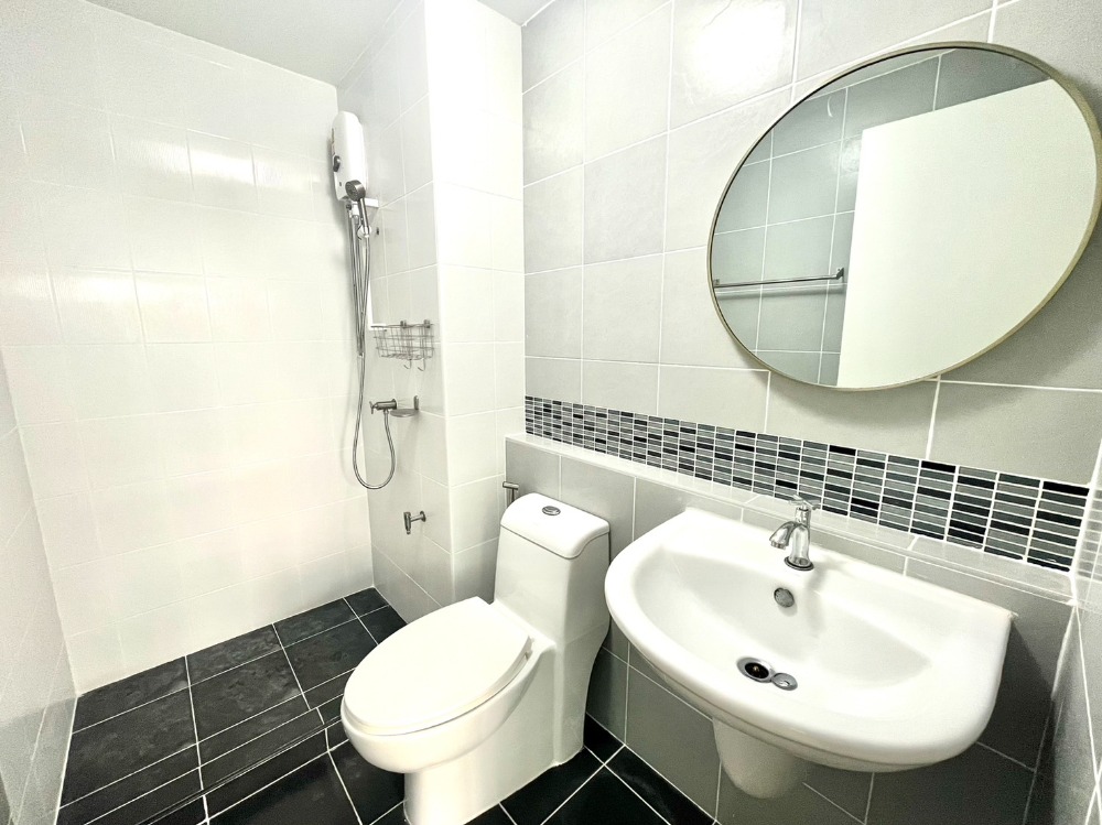 ขายคอนโดเกษตรศาสตร์ รัชโยธิน : The Privacy ลาดพร้าว – เสนา