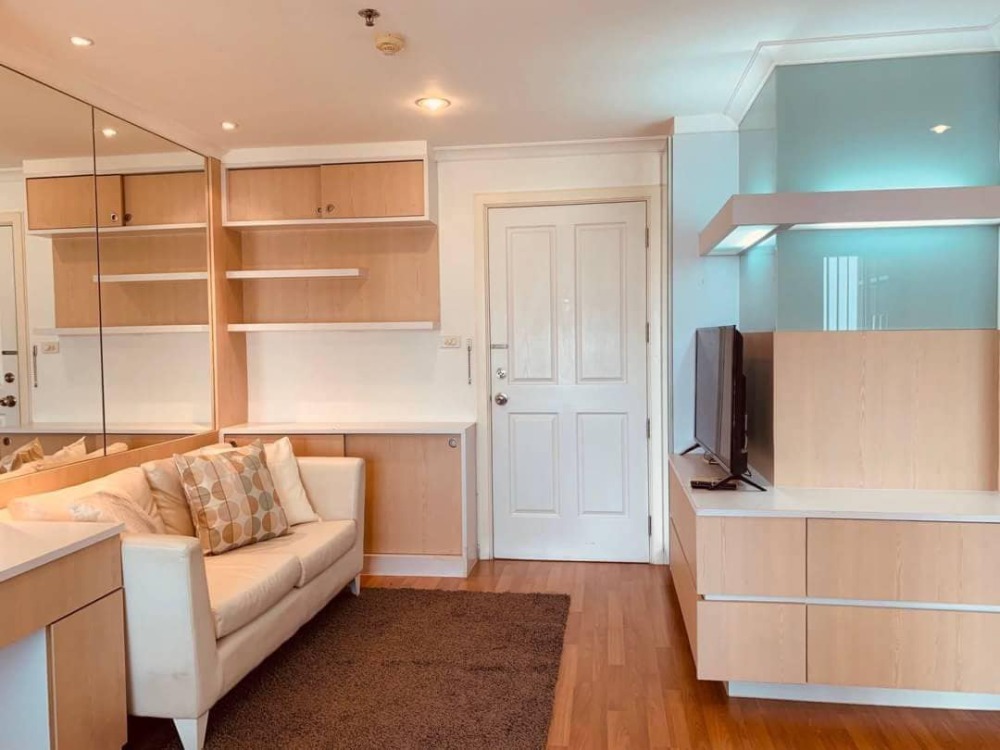 For RentCondoRama9, Petchburi, RCA : 📣 Lumpini Place Rama 9 🚋 MRT Rama 9 / size 34 sq m, bedroom partition, beautifully decorated room✨