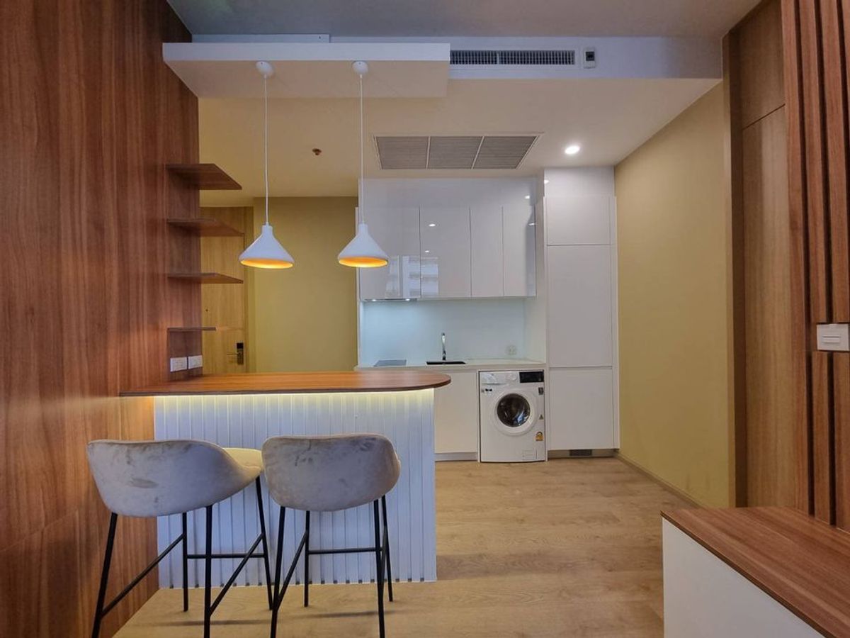 For RentCondoSukhumvit, Asoke, Thonglor : For rent: Noble BE19, built-in room, fully furnished, ready to move in.