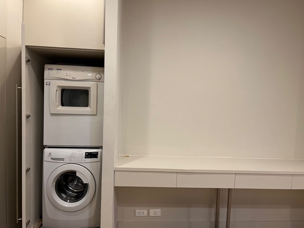 ให้เช่าคอนโดสาทร นราธิวาส : ✨ ให้เช่า Chatrium 2 bedrooms , big size unit, by the river near Shrewsbury international school , with many special offers