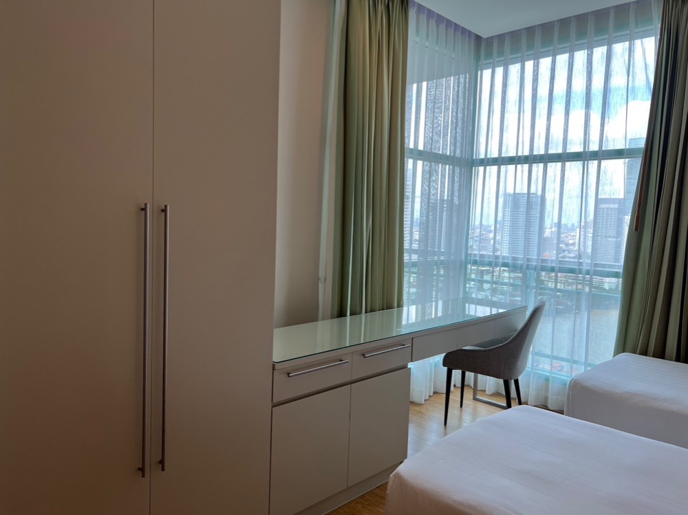 ให้เช่าคอนโดสาทร นราธิวาส : ✨ ให้เช่า Chatrium 2 bedrooms , big size unit, by the river near Shrewsbury international school , with many special offers