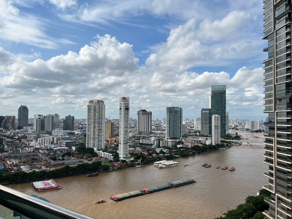 ให้เช่าคอนโดสาทร นราธิวาส : ✨ ให้เช่า Chatrium 2 bedrooms , big size unit, by the river near Shrewsbury international school , with many special offers