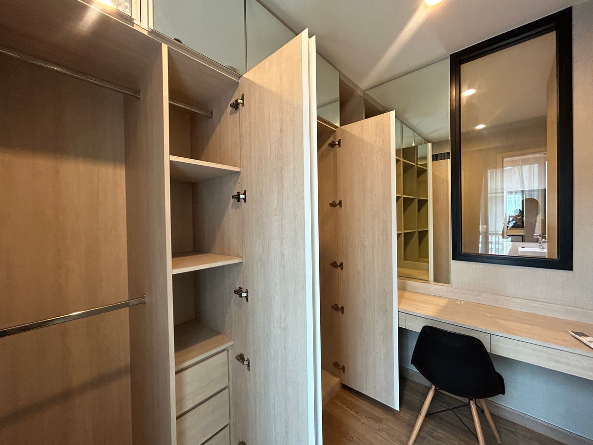 For RentCondoRama9, Petchburi, RCA : Life Asoke | 35 sq m. Beautifully decorated room, ready to move in in May 📞 Line:@pukkhome (with @ )