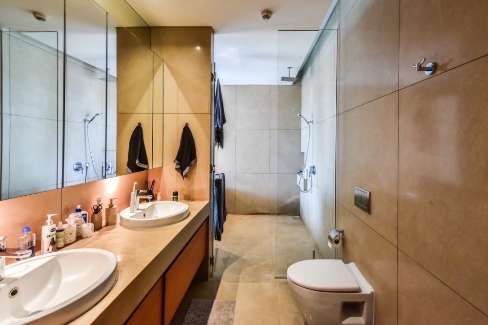 For SaleCondoSathorn, Narathiwat : Sell with tenant til 14 March 2026
Duplex room for sale at The Sukhothai Residences, 1 bedroom (floor plan 2 bedrooms), wide balcony, near MRT Lumpini