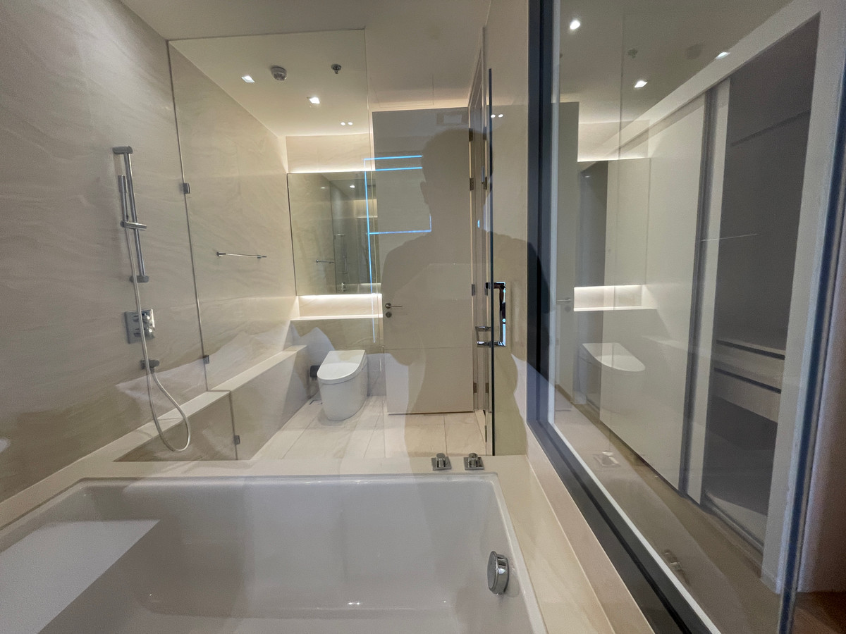 ขายคอนโดสุขุมวิท อโศก ทองหล่อ : [RARE UNIT] The Strand Thonglor – นิยามใหม่ของความหรูหราที่เงียบสงบ | 2 นอน ชั้นสูง (22) | เพียง 30 ม. จาก BTS ทองหล่อ