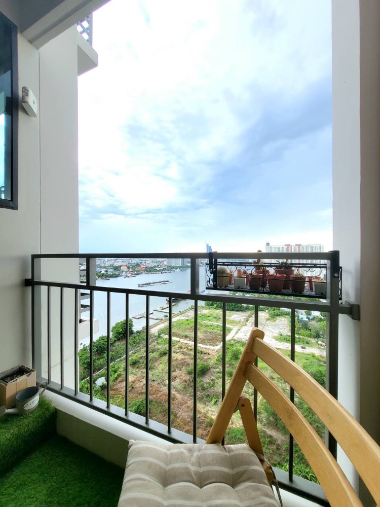 For RentCondoRama3 (Riverside),Satupadit : Condo for rent, U delight resident riverfront, 28th floor, room facing the Chao Phraya River, very beautiful view.