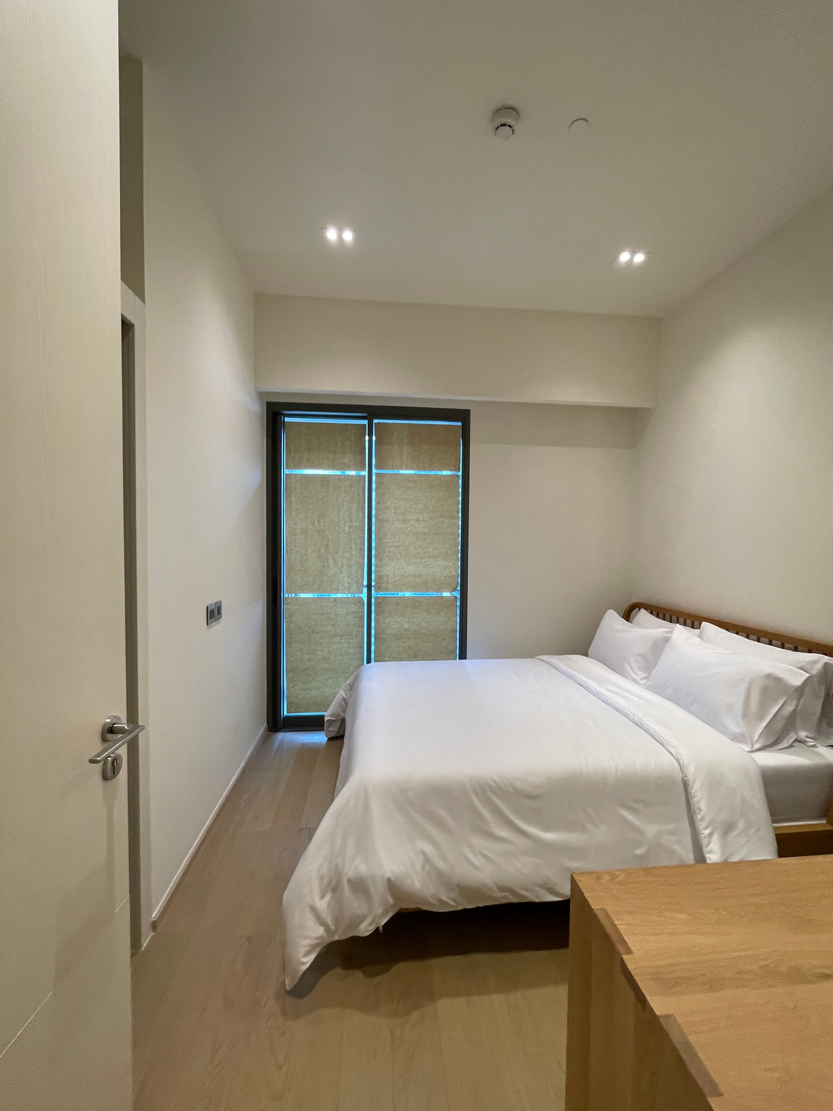 ขายคอนโดสุขุมวิท อโศก ทองหล่อ : [RARE UNIT] The Strand Thonglor – นิยามใหม่ของความหรูหราที่เงียบสงบ | 2 นอน ชั้นสูง (22) | เพียง 30 ม. จาก BTS ทองหล่อ