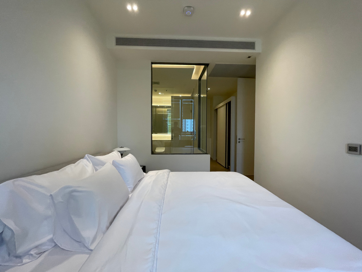 ขายคอนโดสุขุมวิท อโศก ทองหล่อ : [RARE UNIT] The Strand Thonglor – นิยามใหม่ของความหรูหราที่เงียบสงบ | 2 นอน ชั้นสูง (22) | เพียง 30 ม. จาก BTS ทองหล่อ