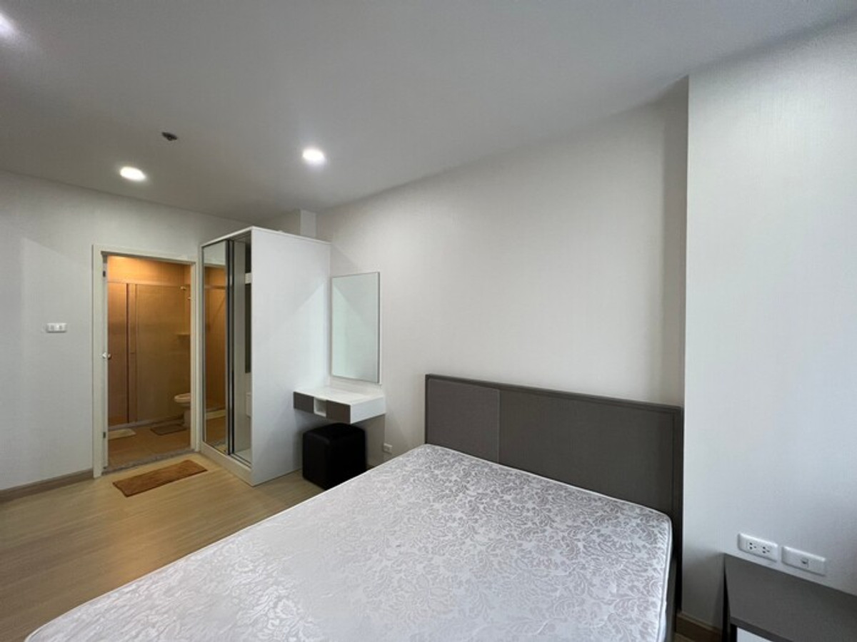 ให้เช่าคอนโดบางแค เพชรเกษม : ให้เช่า 1Br/45 Sqm. คอนโด Supalai Veranda Phasi Charoen Station  15,000 บาทพร้อมเครื่องซักผ้า+เตาฮู้ด  โทร.087-556-4977 Aon📞