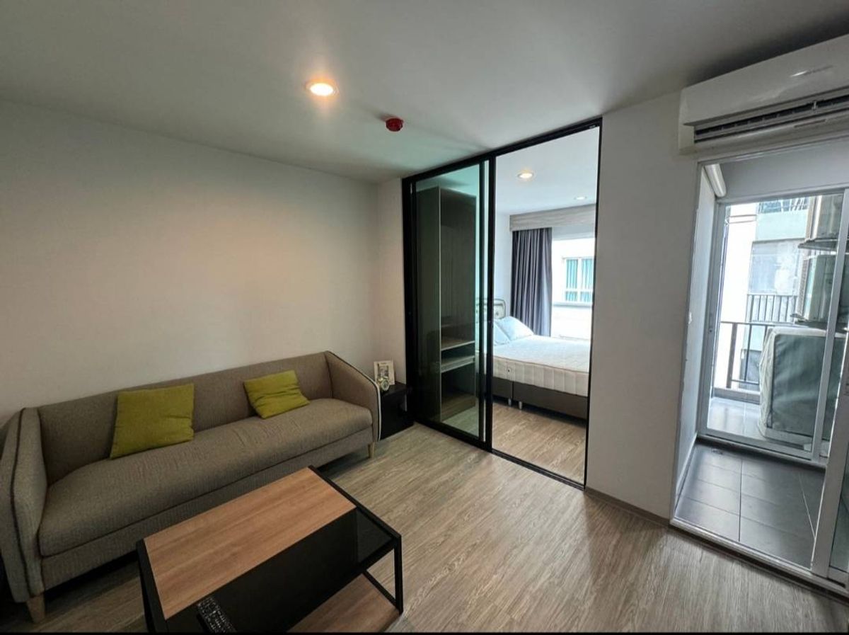 For RentCondoOnnut, Udomsuk : Condo for rent, Regent Home Sukhumvit 97/1, very beautiful room, size 28 sq m., beautiful room, Building C, 7th floor, open view, rental price 9,500 baht.