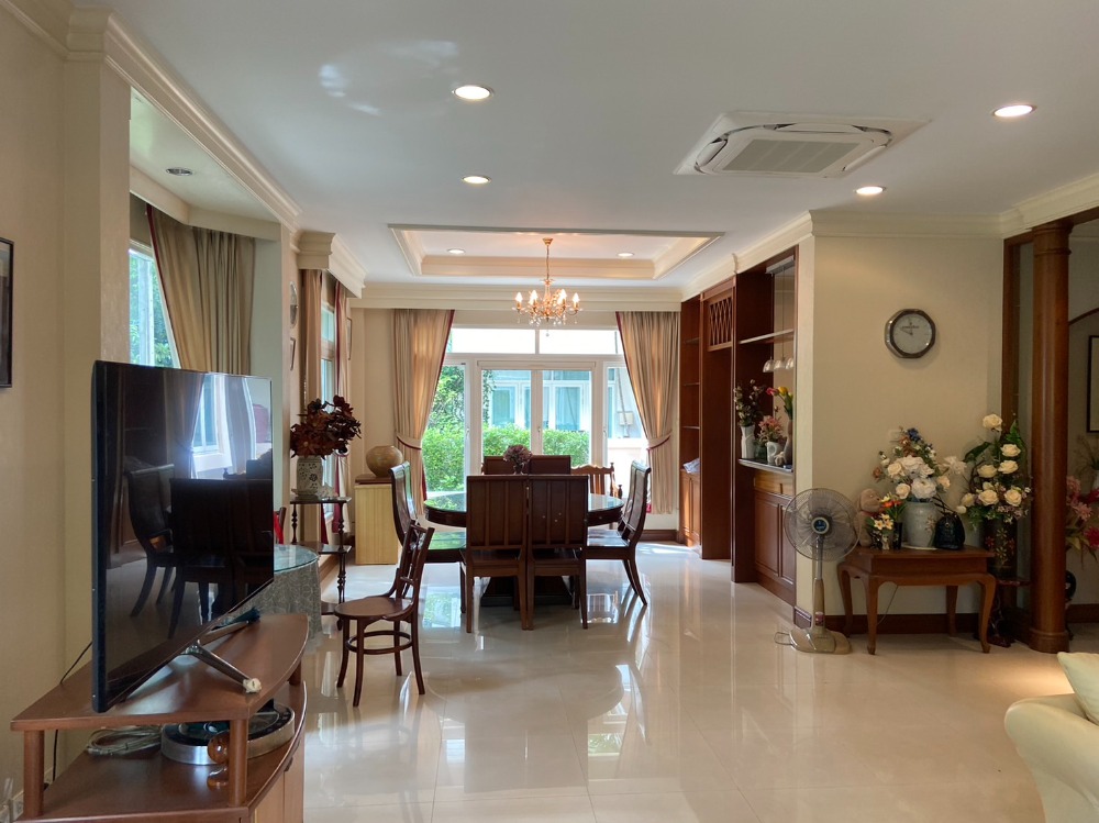 ขายบ้านพัฒนาการ ศรีนครินทร์ : บ้านเดี่ยว หมู่บ้านพัฒนาการ / 4 ห้องนอน (ขาย), Pattanakarn Village / Detached House 4 Bedrooms (FOR SALE) PALM714