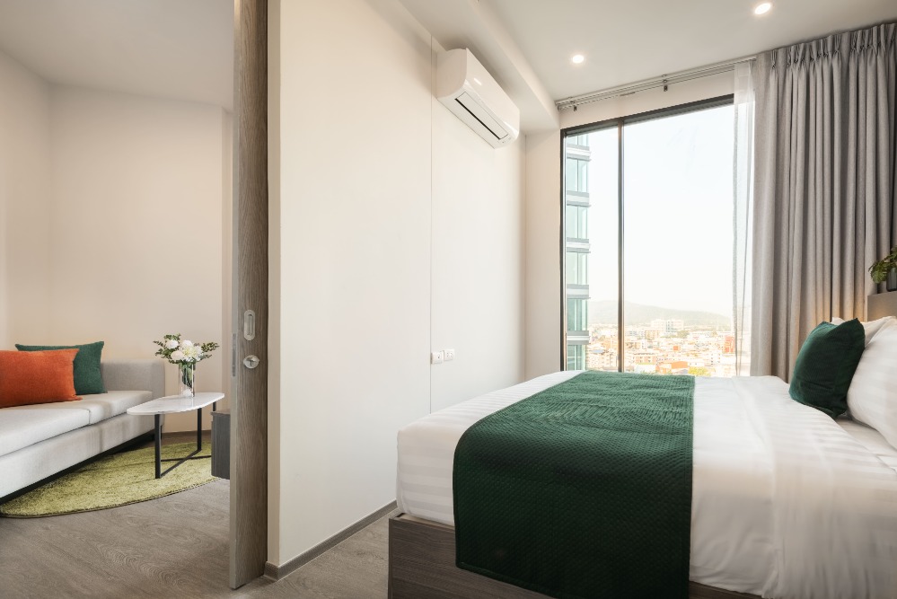 For RentCondoSriracha Laem Chabang Ban Bueng : Condo for rent at Hampton Sriracha 1 Bedroom 30 sqm. (Service residence by Hampton) ✅ Reserve a room now get Free Wi-Fi,  ✅Accept minimum 6 months contract