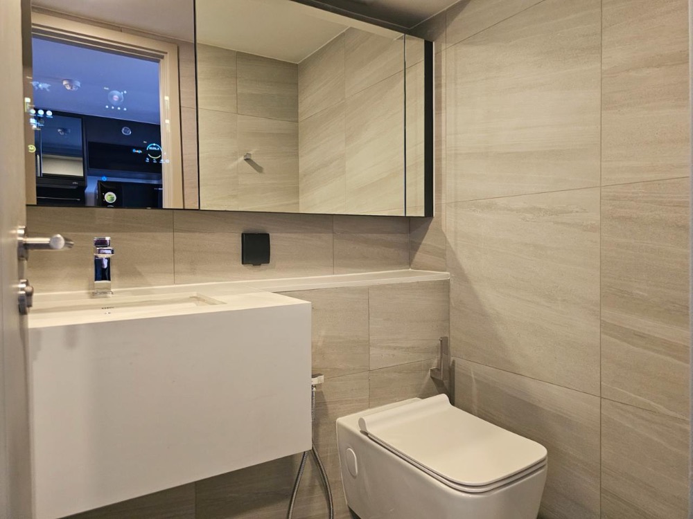 ให้เช่าคอนโดสยาม จุฬา สามย่าน : Park Origin Chula - Samyan【𝐑𝐄𝐍𝐓】🔥ห้องสุด Luxury สองชั้น เฟอร์หรูหรา วิวใจกลางเมือง ใกล้ MRT 🔥 ติดต่อไลน์ไอดี: @hacondo