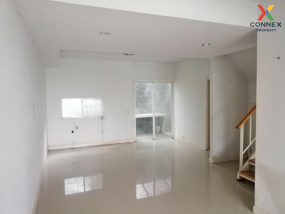 For SaleTownhomePathum Thani,Rangsit, Thammasat : For Sale Townhouse/Townhome  , The Colors Premium Rangsit - Lumlukka , Lat Sawai , Lam Luk Ka , Pathum Thani , CX-85945