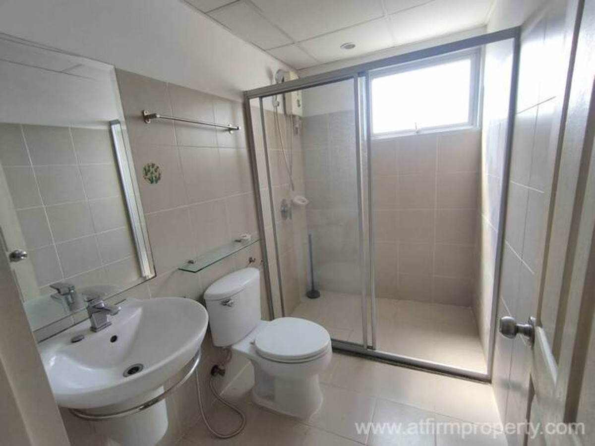 For RentCondoRattanathibet, Sanambinna : Big room for rent!! Condo Supalai Park Khaerai-Ngamwongwan / 1 bedroom 52 sq m, price only 9,000 baht.