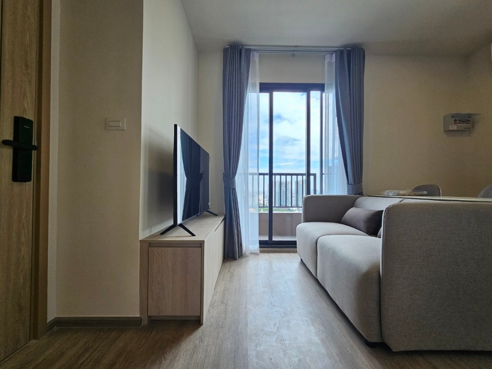 ให้เช่าคอนโดอ่อนนุช อุดมสุข : [For Rent] Modern 2-Bedroom Condo @ Nia by Sansiri