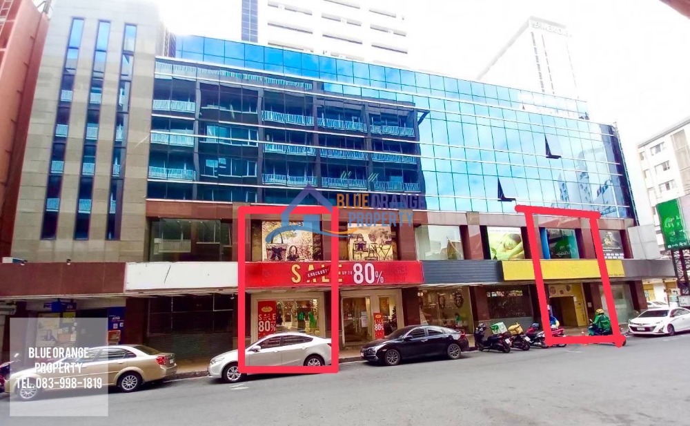 For RentShop HouseSilom, Saladaeng, Bangrak : Business space for rent, great location, Silom, lots of tourists all year. Accepting cannabis business