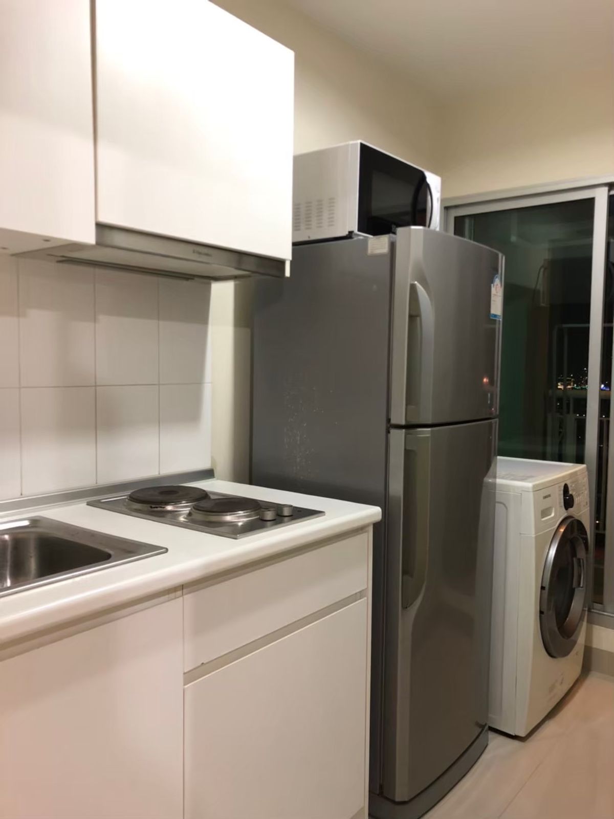 ให้เช่าคอนโดลาดพร้าว เซ็นทรัลลาดพร้าว : Life @ladprao 18 | 35 ตร.ม. เช่าเพียง 14,000 บาท/เดือน  📞 Line:@pukkhome  (with @ )