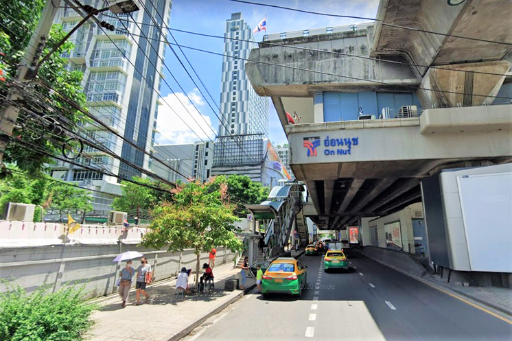 For SaleWarehouseSukhumvit, Asoke, Thonglor : Old house for sale, BTS Onnut, Sukhunmvit 50
