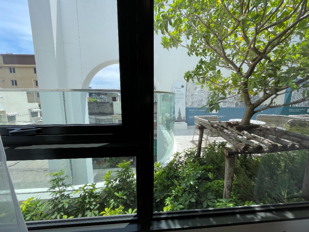 For SaleCondoWongwianyai, Charoennakor : Condo for sale, Reference Sathorn - Wongwian Yai, 44th floor, usable area 70.08 sq m, 2 bedrooms, 2 bathrooms, large room, beautiful view. Convenient transportation near BTS Wongwian Yai station, only 130 m. and The Mall Tha Phra / ICONSIAM / King Power M