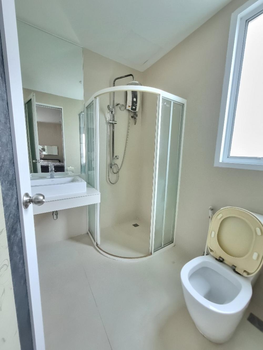 ให้เช่าคอนโดลาดพร้าว101 แฮปปี้แลนด์ : 🎉เช่าด่วน happy condo ลาดพร้าว101ห้อง60ตรม.2นอน 2น้ำ เพียง 18000🎉 เท่านั้น 🎉