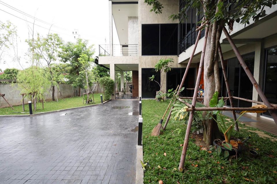 ขายบ้านพระราม 5 ราชพฤกษ์ บางกรวย : บ้านเดี่ยว ราชพฤกษ์ ไทรม้า / 5 ห้องนอน (ขายพร้อมผู้เช่า), House Ratchaphruek Sai Ma / 5 Bedrooms (SALE WITH TENENT) AOM007