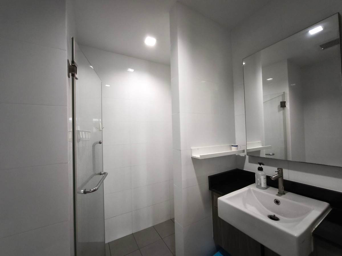 For RentCondoLadprao, Central Ladprao : 1 Bedroom, large room, decorated and ready to move in, high floor 📞 Line:@pukkhome (with @ )