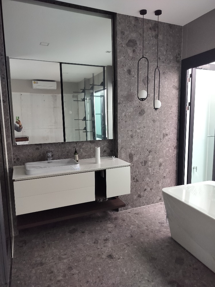 For RentHousePattanakan, Srinakarin : Nantawan rama9-Srinakarin for rent