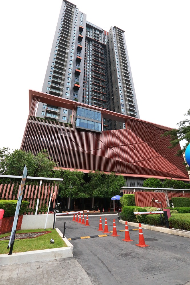 For SaleCondoSukhumvit, Asoke, Thonglor : Hot Sale C Ekkamai Duplex High floor (Owner Post)