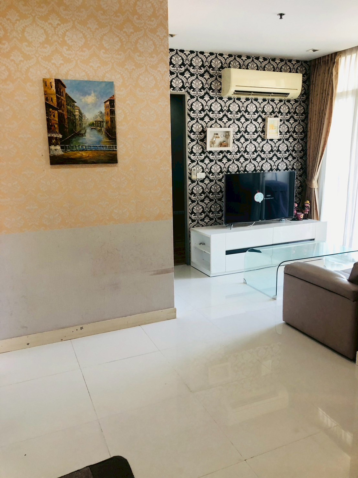 ให้เช่าคอนโดราชเทวี พญาไท : ★ Ideo Verve Ratchaprarop ★ 50 ตรม.,ชั้น 12 (2 ห้องนอน 1 ห้องน้ำ), ★ใกล้  Bts พญาไท , แอร์พอตลิ้ง ราชปรารภ ★ใกล้ห้างและแหล่งช้อปปิ้งมากมาย  ★ เครื่องใช้ไฟฟ้าครบครัน★