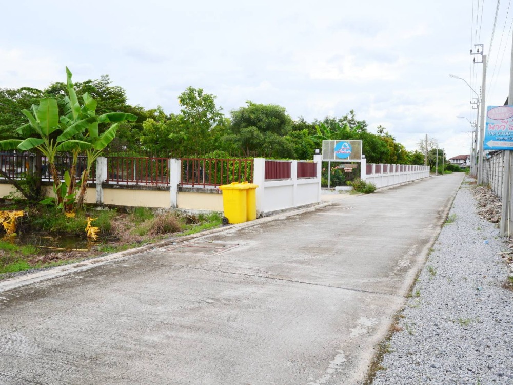 For SaleLandLadkrabang, Suwannaphum Airport : Land in the urban community area, Suvarnabhumi zone Beautiful plot of land