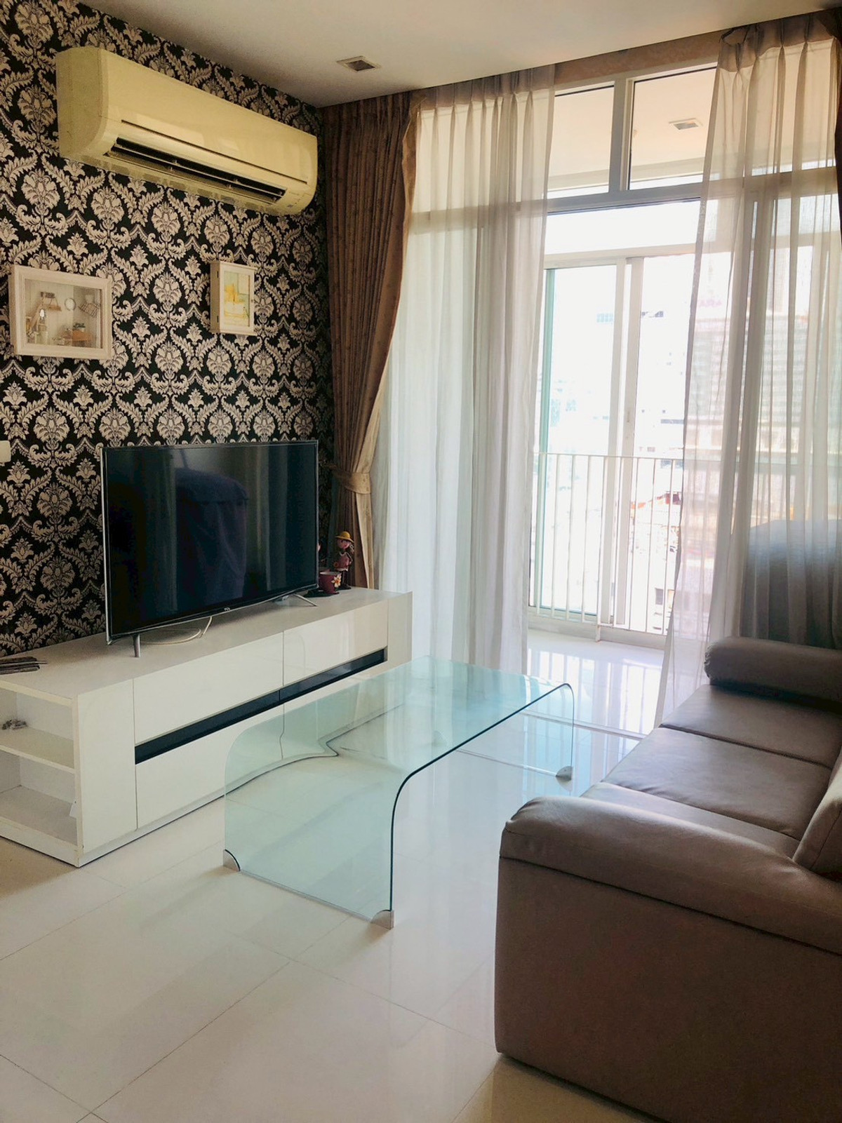 ให้เช่าคอนโดราชเทวี พญาไท : ★ Ideo Verve Ratchaprarop ★ 50 ตรม.,ชั้น 12 (2 ห้องนอน 1 ห้องน้ำ), ★ใกล้  Bts พญาไท , แอร์พอตลิ้ง ราชปรารภ ★ใกล้ห้างและแหล่งช้อปปิ้งมากมาย  ★ เครื่องใช้ไฟฟ้าครบครัน★