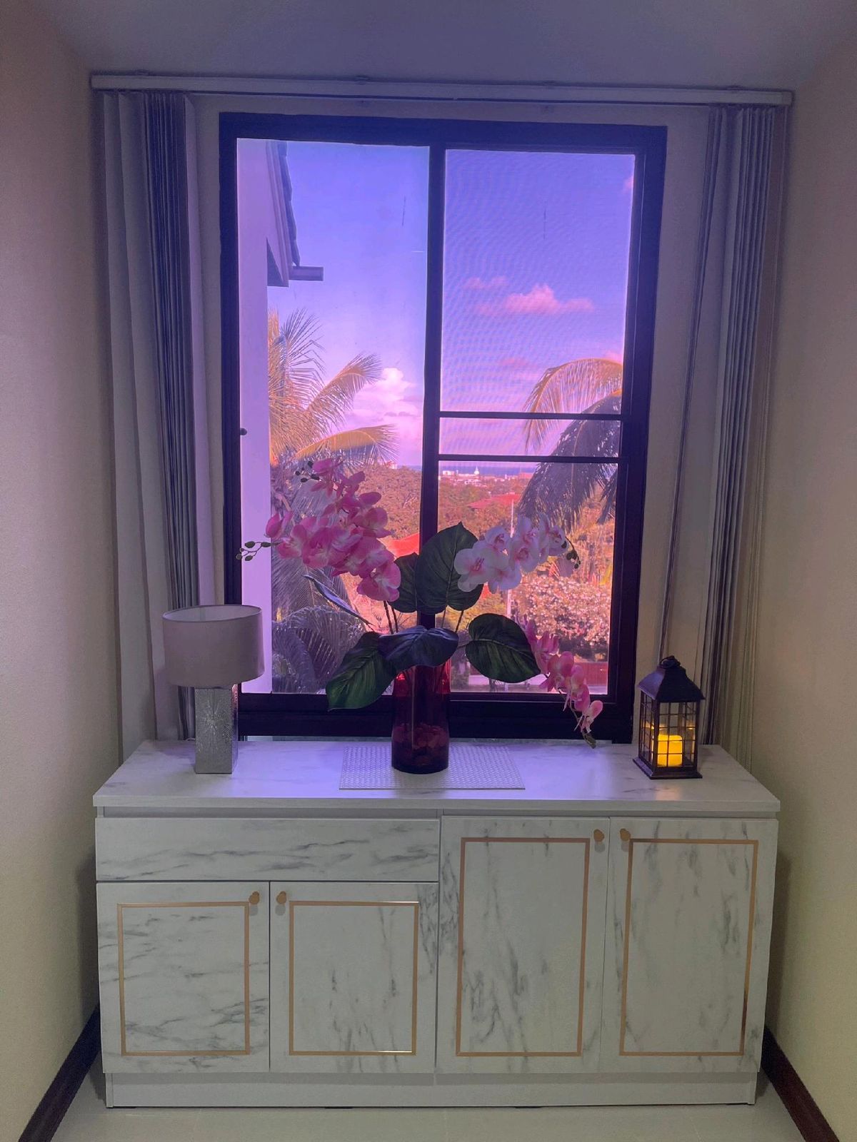 ขายคอนโดชะอำ เพชรบุรี : “ขายหรือเช่า! คอนโดตบแต่งใหม่ 2 ห้องนอน 130 ตรม. ทำเลดี อยู่ในสนามกอล์ฟปาล์มฮิลส์ ใกล้หัวหิน-ชะอำ“ ขายถูกกว่าต้นทุนลดเหลือ 5 ล้าน