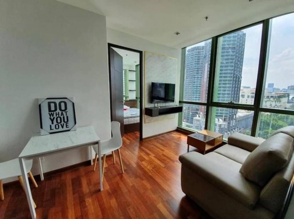 ให้เช่าคอนโดราชเทวี พญาไท : Wish Signature: 35 sqm. 1bed 1bath 1 living, 17th floor with private lift. ห้อง 35ตรม. ทิศใต้ 1ห้องนอน1 ห้องน้ำ 1 ห้องนั่งเล่น ชั้น 17, มีลิฟท์ส่วนตัว เดินไปพารากอน400เมตร BTSพญาไท ลิฟต์ส่วนตัว private lift