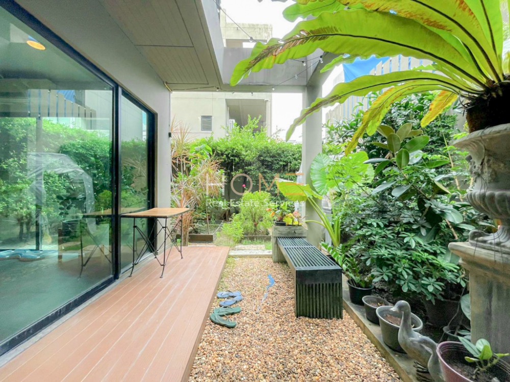 ขายทาวน์โฮมพัฒนาการ ศรีนครินทร์ : ทาวน์โฮม โนเบิล คิวบ์ พัฒนาการ / 4 ห้องนอน (ขาย), Noble Cube Pattanakarn / Townhome 4 Bedrooms (FOR SALE) PALM718