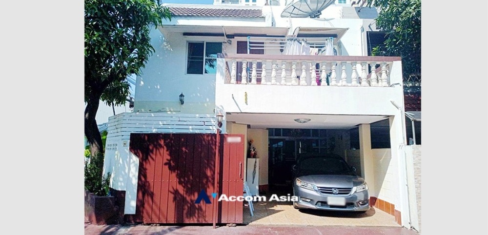 For RentHouseSukhumvit, Asoke, Thonglor : 🔼🔽 AccomA Home Office | 4 Beds House for Rent in Sukhumvit, BTS Ekkamai