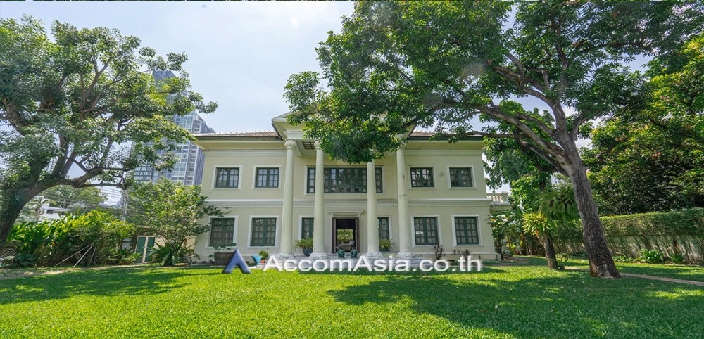 ให้เช่าบ้านสุขุมวิท อโศก ทองหล่อ : 🔼🔽 AccomA 3 Beds House for Rent in Sukhumvit,  BTS Ekkamai