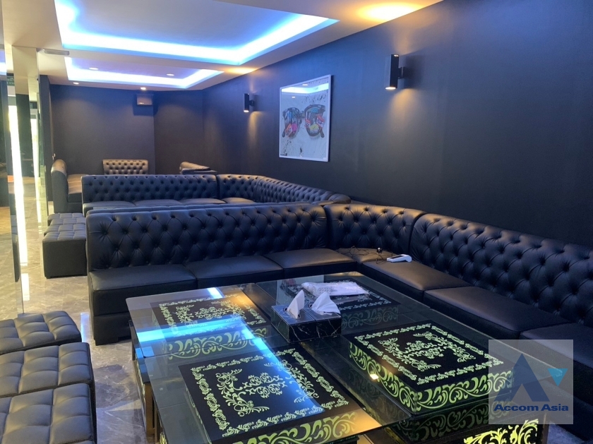 For RentHome OfficeSukhumvit, Asoke, Thonglor : 🔼AccomA🔽 Home Office 3 Beds Townhouse for Rent in Sukhumvit, BTS Phrom Phong