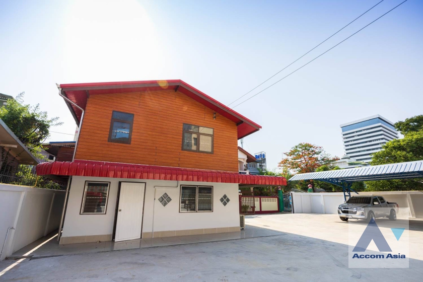 ให้เช่าบ้านสุขุมวิท อโศก ทองหล่อ : 🔼AccomA🔽 2 Beds House for Rent in Sukhumvit, BTS Phrom Phong