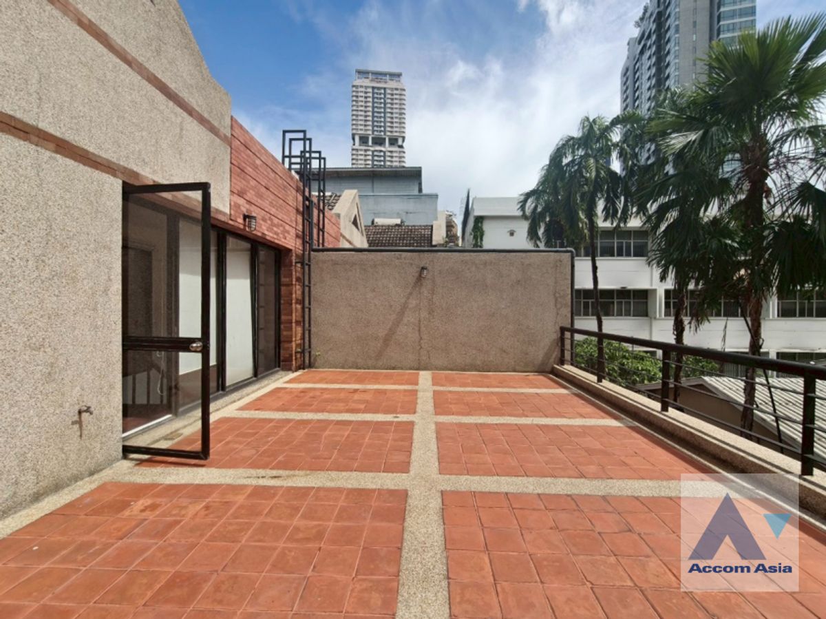 ให้เช่าบ้านสุขุมวิท อโศก ทองหล่อ : 🔼AccomA🔽 4 Bedrooms House for Rent in Sukhumvit, Bangkok near BTS Thong Lo (AA27905)