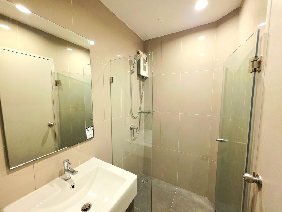 ให้เช่าคอนโดบางซื่อ วงศ์สว่าง เตาปูน : 🔥ให้เช่าด่วน🔥ไอดีโอ โมบิ บางซื่อ แกรนด์ อินเตอร์เชนจ์ Renovate ใหม่ แต่งครบเครื่องใช้ไฟฟ้า+เฟอร์นิเจอร์ ติด MRT เตาปูน