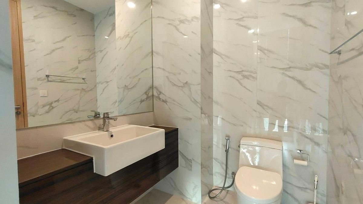 ให้เช่าคอนโดสุขุมวิท อโศก ทองหล่อ : โนเบิล บี19 NOBLE BE19 🌸มีอ่างอาบน้ำ คอนโดอโศก คอนโดสุขุมวิท 19 ให้เช่า ใกล้ BTS อโศก MRT สุขุมวิท