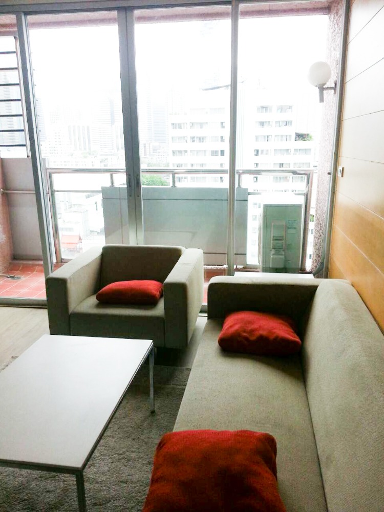 For SaleCondoSilom, Saladaeng, Bangrak : Silom Grand Terrace / 1 Bedroom (SALE WITH TENET), Silom Grand Terrace / 1 Bedroom (Sale with Tenant) DO129