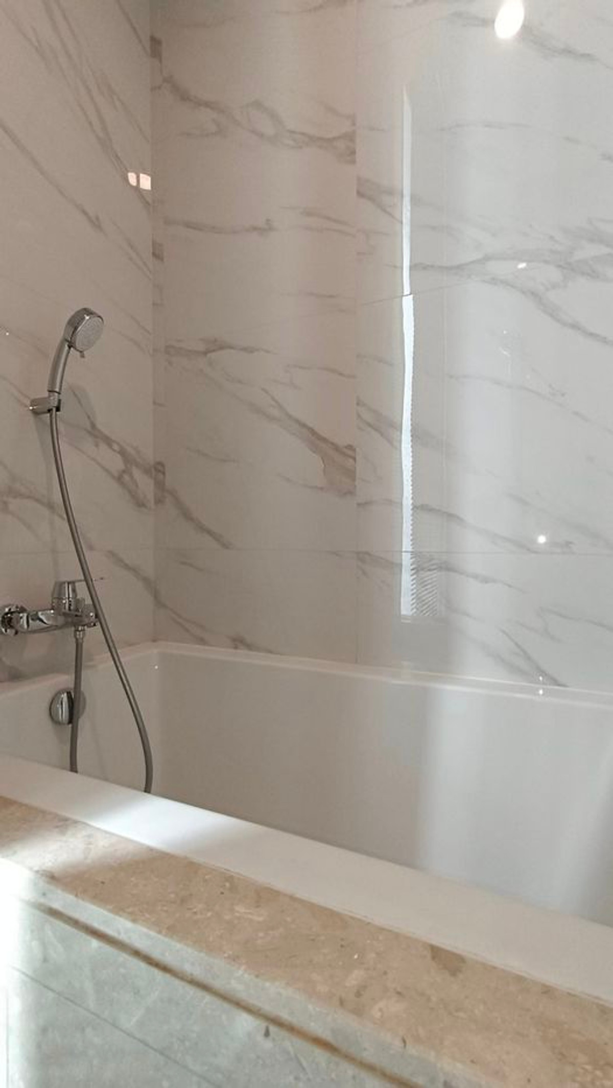 ให้เช่าคอนโดสุขุมวิท อโศก ทองหล่อ : โนเบิล บี19 NOBLE BE19 🌸มีอ่างอาบน้ำ คอนโดอโศก คอนโดสุขุมวิท 19 ให้เช่า ใกล้ BTS อโศก MRT สุขุมวิท