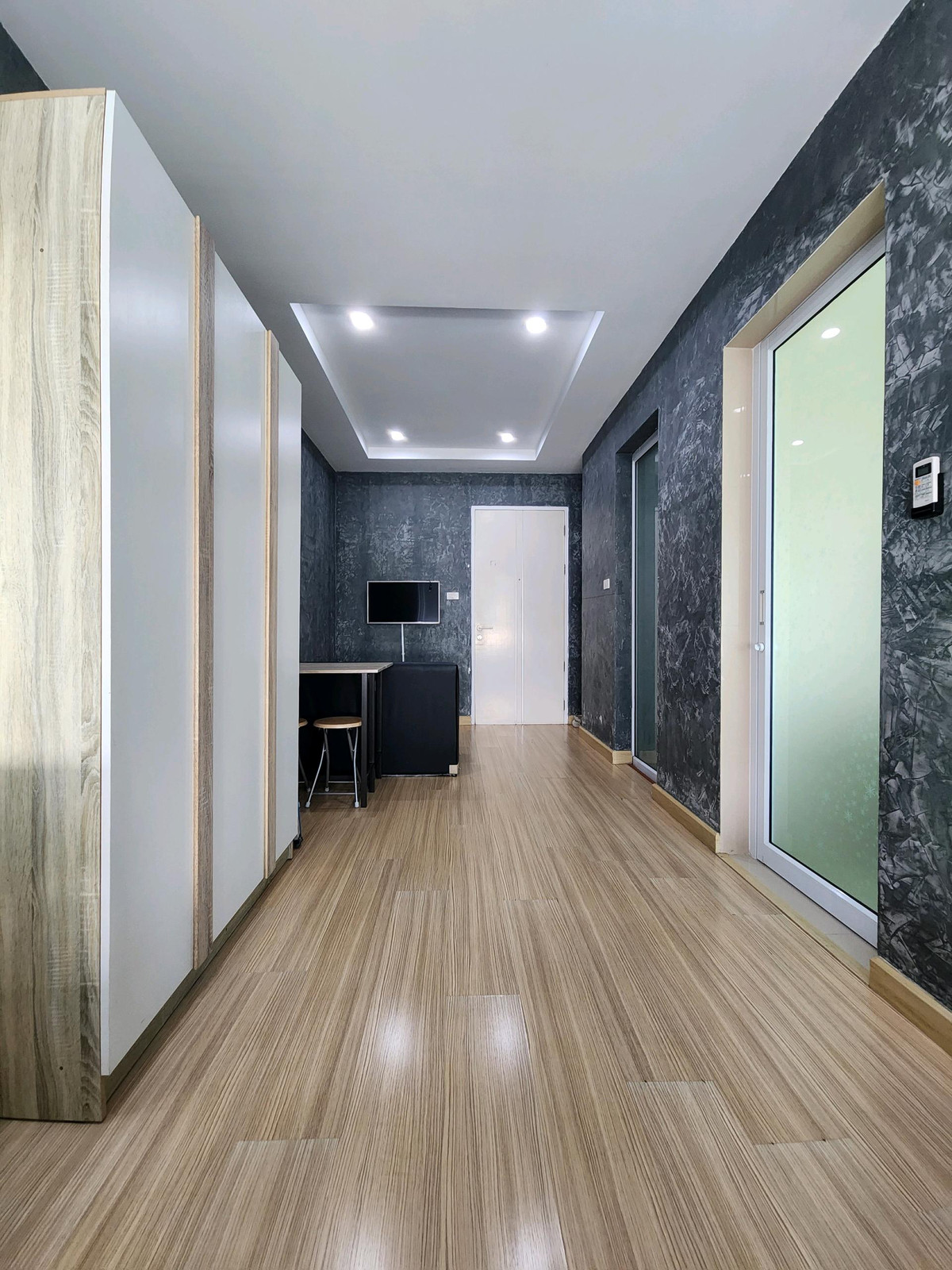 ให้เช่าคอนโดลาดพร้าว101 แฮปปี้แลนด์ : ให้เช่า แฮปปี้ คอนโด ลาดพร้าว101 อาคาร H