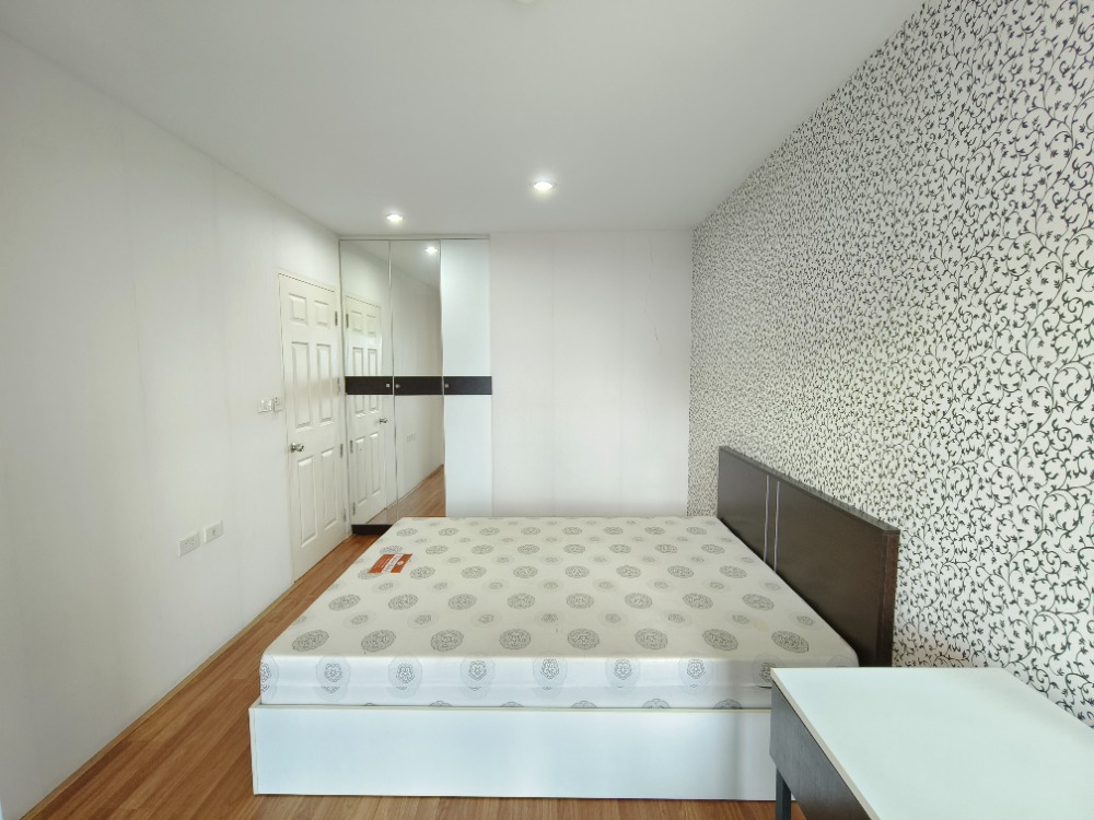 Condo for rent, JP Smart Condo, JP Smrt Chaengwattana, Pak Kret, room 40 sq m, 6th floor, corner room, built-in, beautiful, ready to move in, location near Central Chaengwattana. Loading...