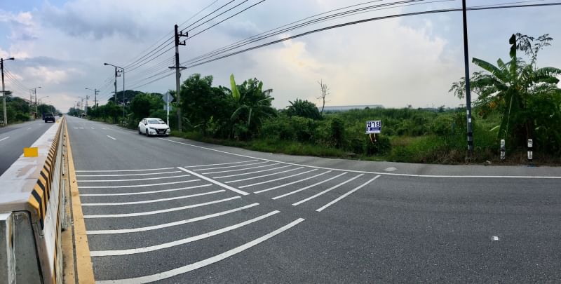 For SaleLandNakhon Pathom : Land for sale, 25 rai 1 ngan 41 square wah, Ngio Rai Subdistrict, Nakhon Chai Si District, Nakhon Pathom Province, next to the main road, Nakhon Chai Si, Salaya (Rural Highway 4006), convenient travel, no flooding, suitable location for a housing developm