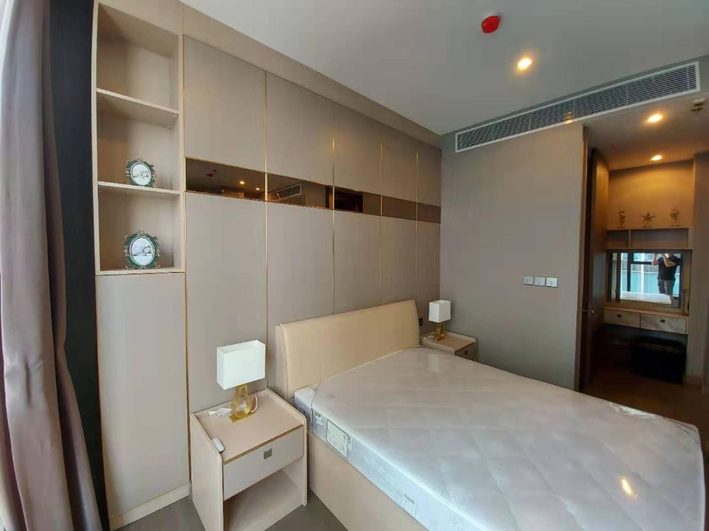 ขายคอนโดพระราม 9 เพชรบุรีตัดใหม่ RCA : (เจ้าของ)ขายขาดทุนเป็นล้าน !! ตกแต่ง built in สวยมาก ชั้นสูง ทิศตะวันออก สวยมาก