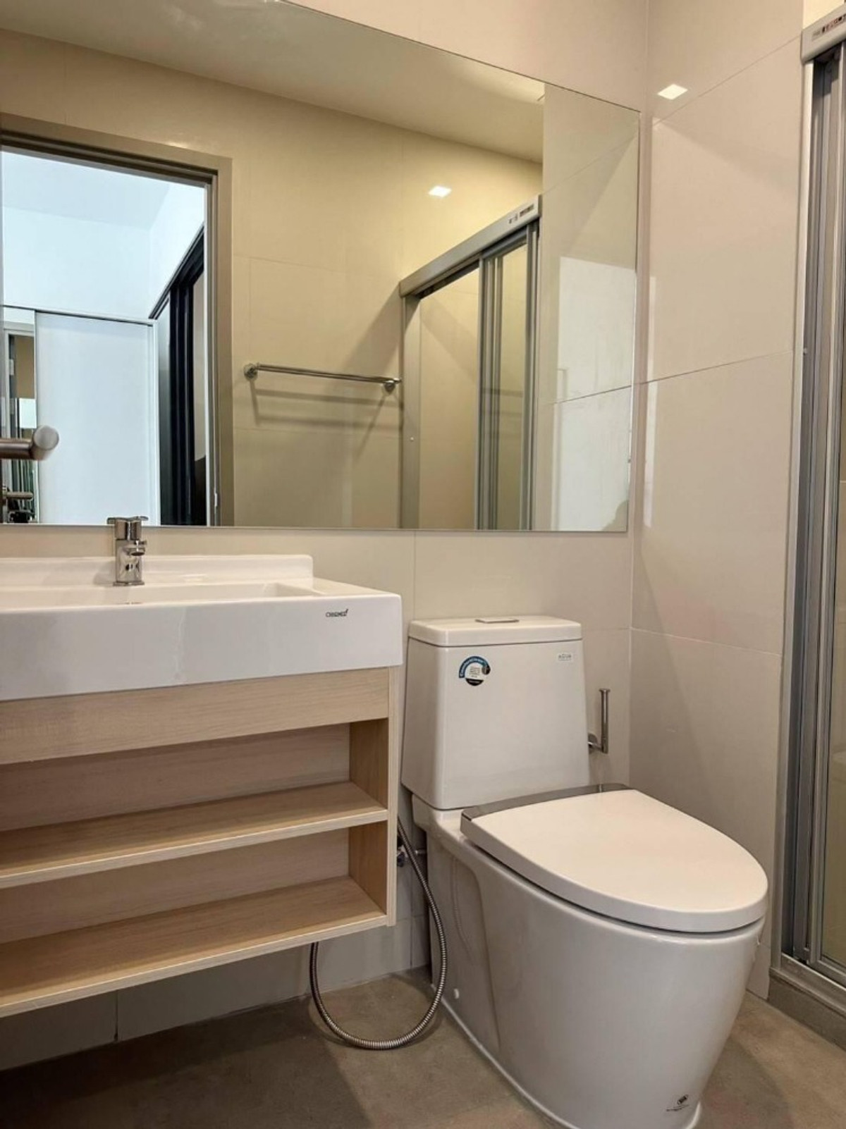 ให้เช่าคอนโดพัฒนาการ ศรีนครินทร์ : ✅ TR9S125 ✅ Line : @p2nproperty