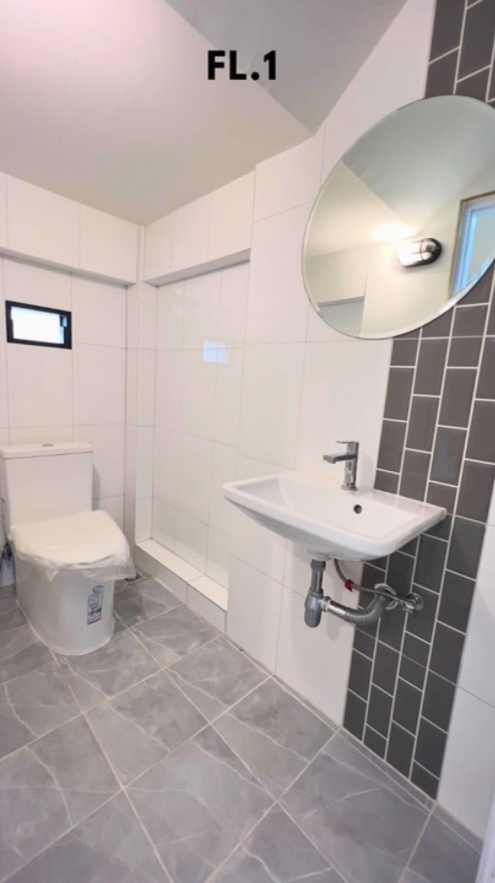 ให้เช่าโฮมออฟฟิศเลียบทางด่วนรามอินทรา : ปล่อยเช่า โฮมออฟฟิศ เอกมัย - รามอินทรา ออฟฟิศ สุดหรู เพดานสูง 6 เมตร รองรับ EV Charger | เหมาะ โฮมออฟฟิศ | ไลฟ์สดขายของ | ขายออนไลน์ | สอนพิลาทิส สอนโยคะ (ที่จอดรถ 3 คัน)